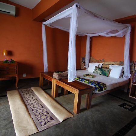 Talinjoo Hotel Tolagnaro Eksteriør billede